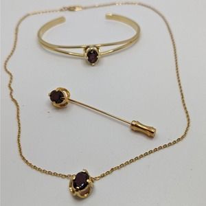 Necklace, pin and bracelet